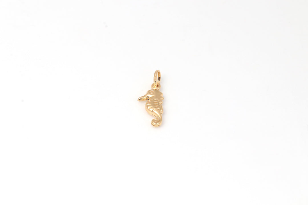 SEAHORSE PENDANT | 18K GOLD PENDANT | VALENTINE GIFT | ANNIVERSARY GIFT | MINIMALIST JEWELLERY