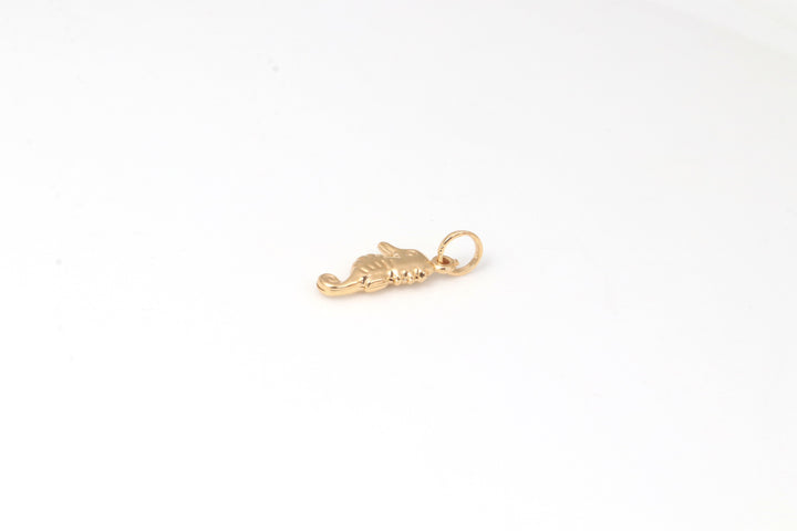 SEAHORSE PENDANT | 18K GOLD PENDANT | VALENTINE GIFT | ANNIVERSARY GIFT | MINIMALIST JEWELLERY