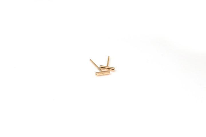 18K GOLD DASH STUD EARRINGS | 18K GOLD EARRINGS | VALENTINE GIFT | ANNIVERSARY GIFT | MINIMALIST JEWELLERY