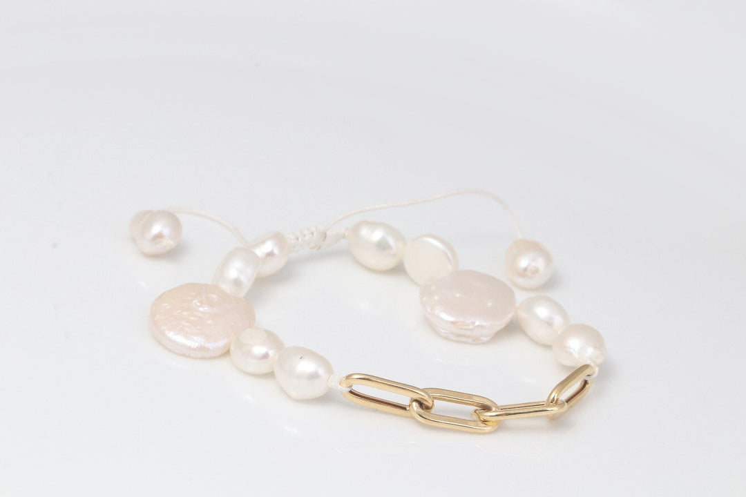 Chain and Pearl Bracelet (Newsha)| Adjustable Bracelet | Stacking Bracelet | Valentine Gift | Pearl Jewellery | 18k Gold Bracelet