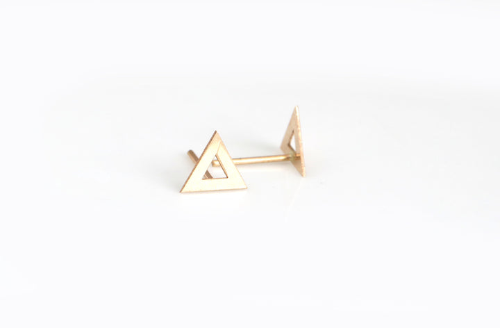 18K GOLD TRIANGLE EARRINGS | 18K GOLD EARRINGS | VALENTINE GIFT | ANNIVERSARY GIFT | MINIMALIST JEWELLERY