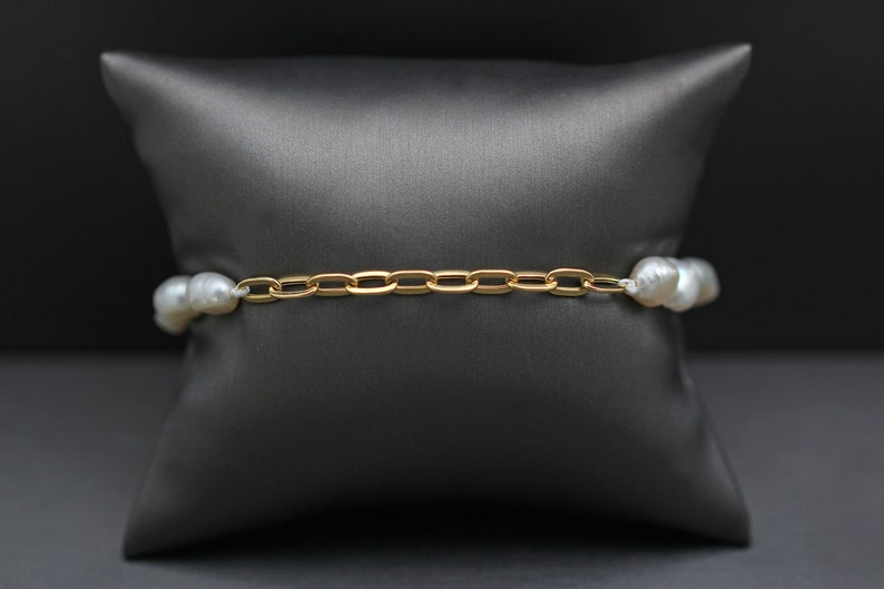 Chain and Pearl Bracelet (Newsha Small) | Adjustable Bracelet | Stacking Bracelet | Valentine Gift | Pearl Jewellery | 18k Gold Bracelet
